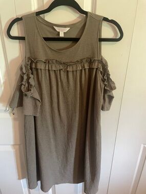 LC Lauren Conrad Taupe Ruffle Cold Shoulder Shift Dress Size L